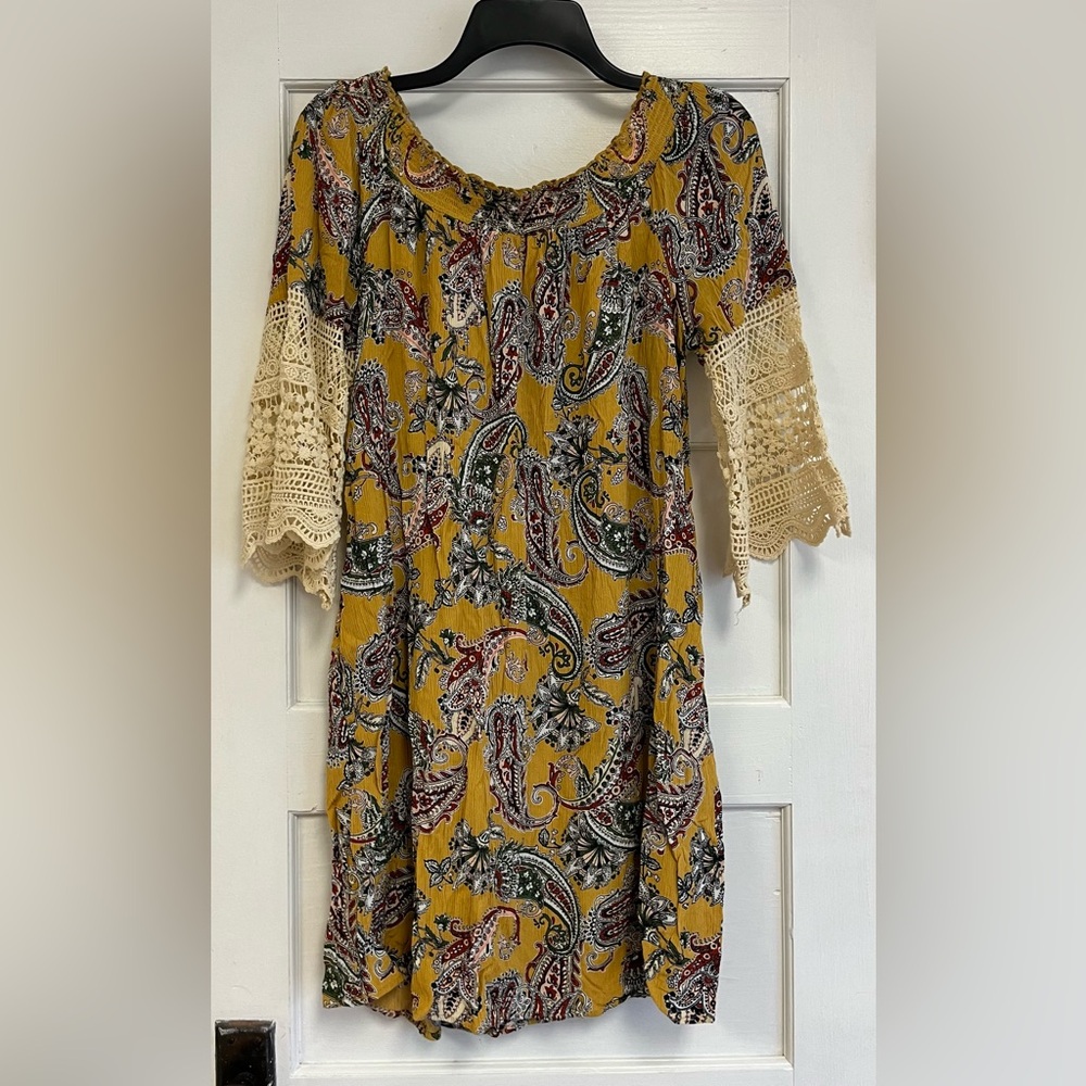 C EST. 1946 Paisley Floral Print Boho Dress Women's M Yellow Gold Crochet Beach